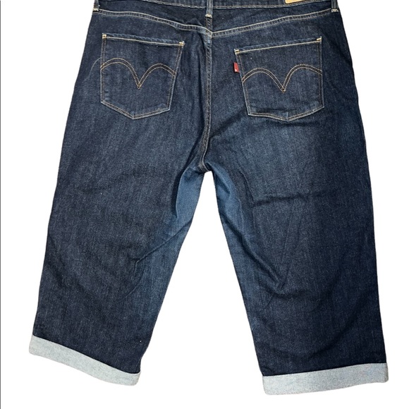LEVIS DARK DENIM CAPRIS WOMENS 12 LIKE NEW - Picture 2 of 6